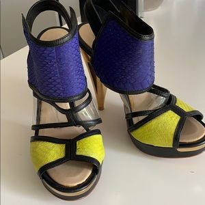 bcbg jelly sandals